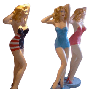 Statue Pin-up