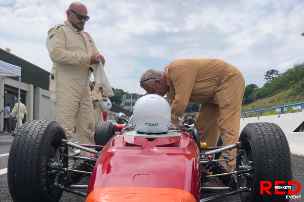 3-Red-Monkeys-partenaire-Classic-Racing-School-circuit-Charade