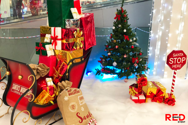 De╠ücoration-Noe╠êl-centre-commercial