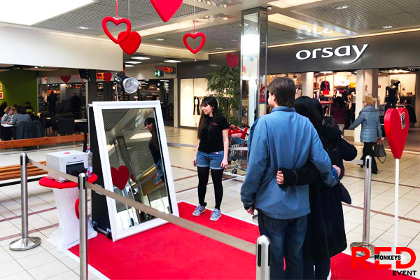 St-Valentin-Ecublans-miroir-selfie-magique-red-monkeys